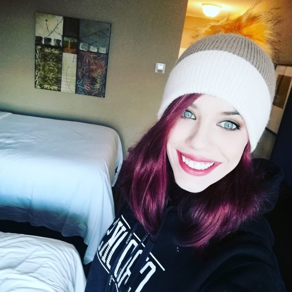 ashleydeveau